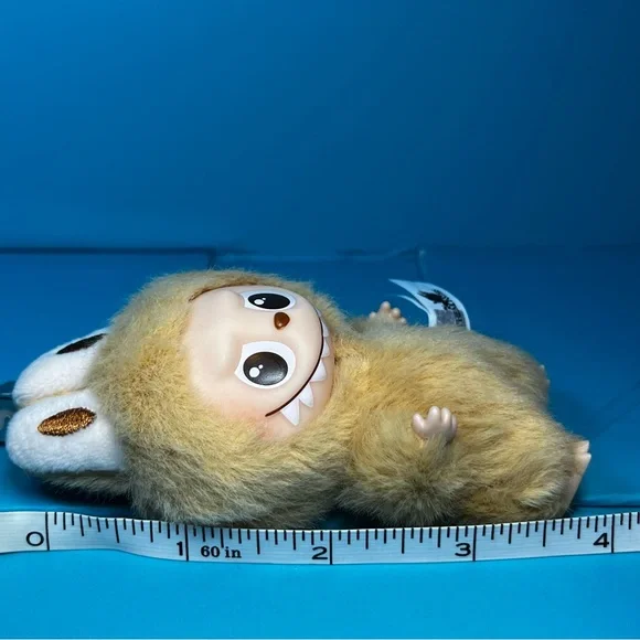 Pop Mart - The Monsters - Pin For Love Series - Labubu Vinyl Plush Pendant - S - Picture 7 of 9